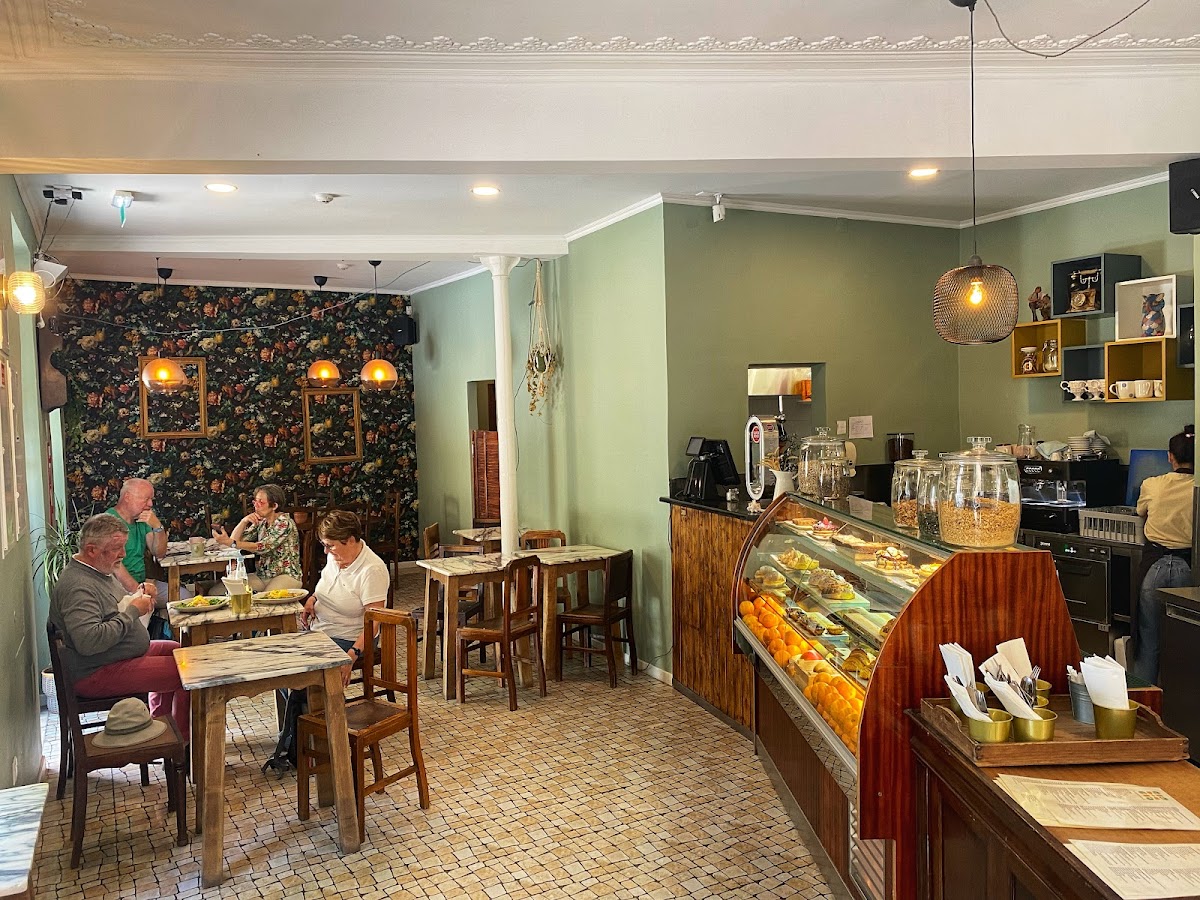 Conqvistador Brunch Cafe