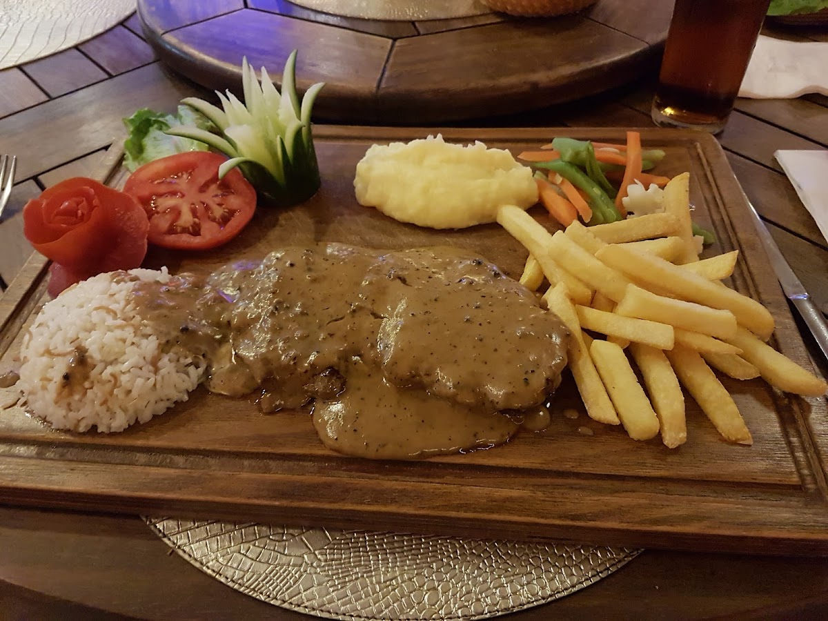 Gumbet Dragon Chinese And Indian Restaurant & Sushi Bar-6